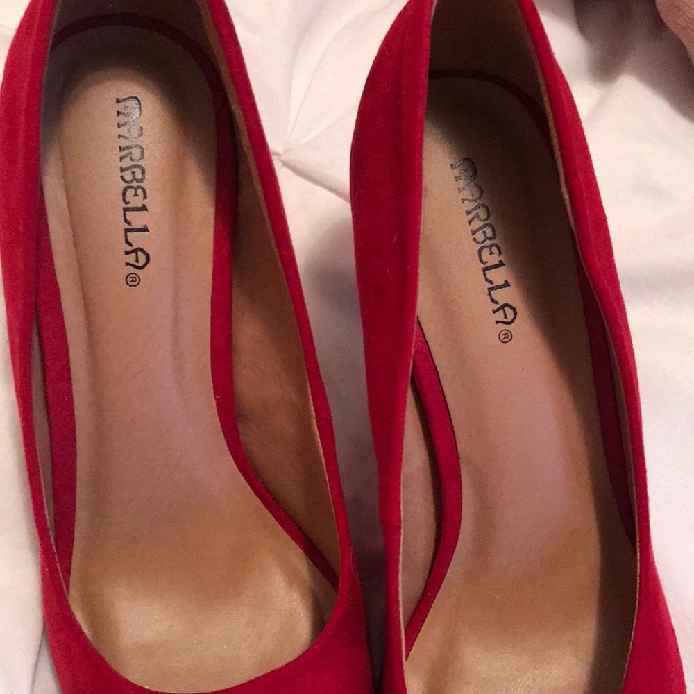 Red heels - Picture 4 of 5